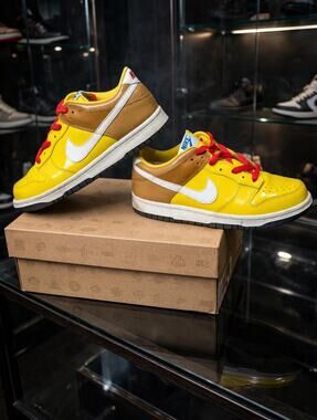 Size 6Y - Nike SB Dunk Low SpongeBob 310569-711 GS Youth 7.5W